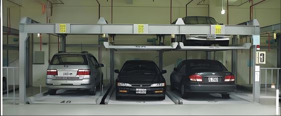 qualità  Four Column Car Parking Hydraulic 2500kg Car Lifts For Residential Garages fabbrica